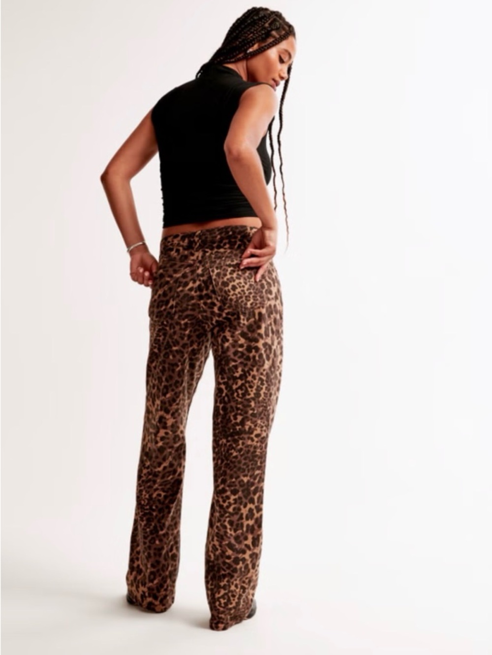 Abercrombie & Fitch Women’s Leopard Print Boyfriend Jeans - Brown/Black - Picture 2 of 12